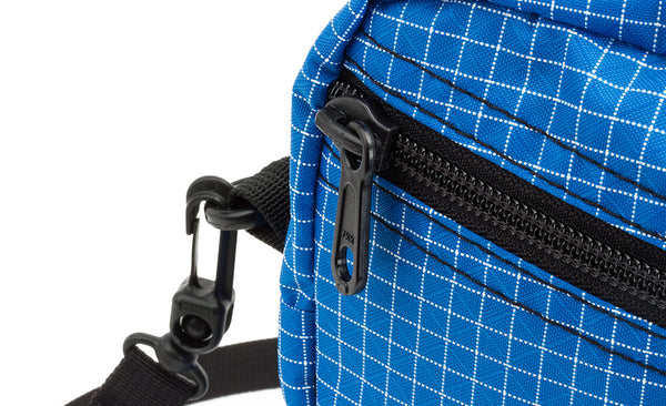 Close-up of the YKK zipper.